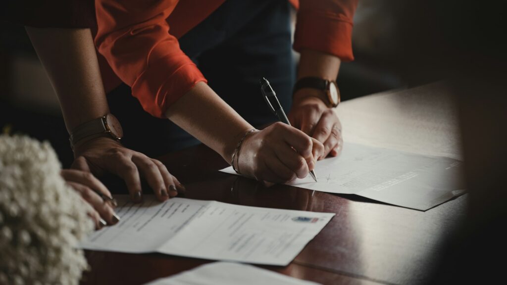 Remplir l'attestation de résidence fiscale du frontalier